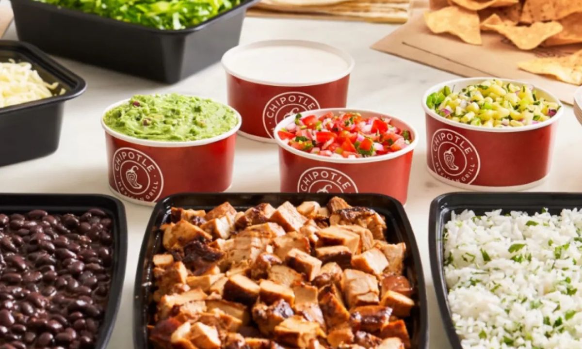 make an image on Chipotle’s Food